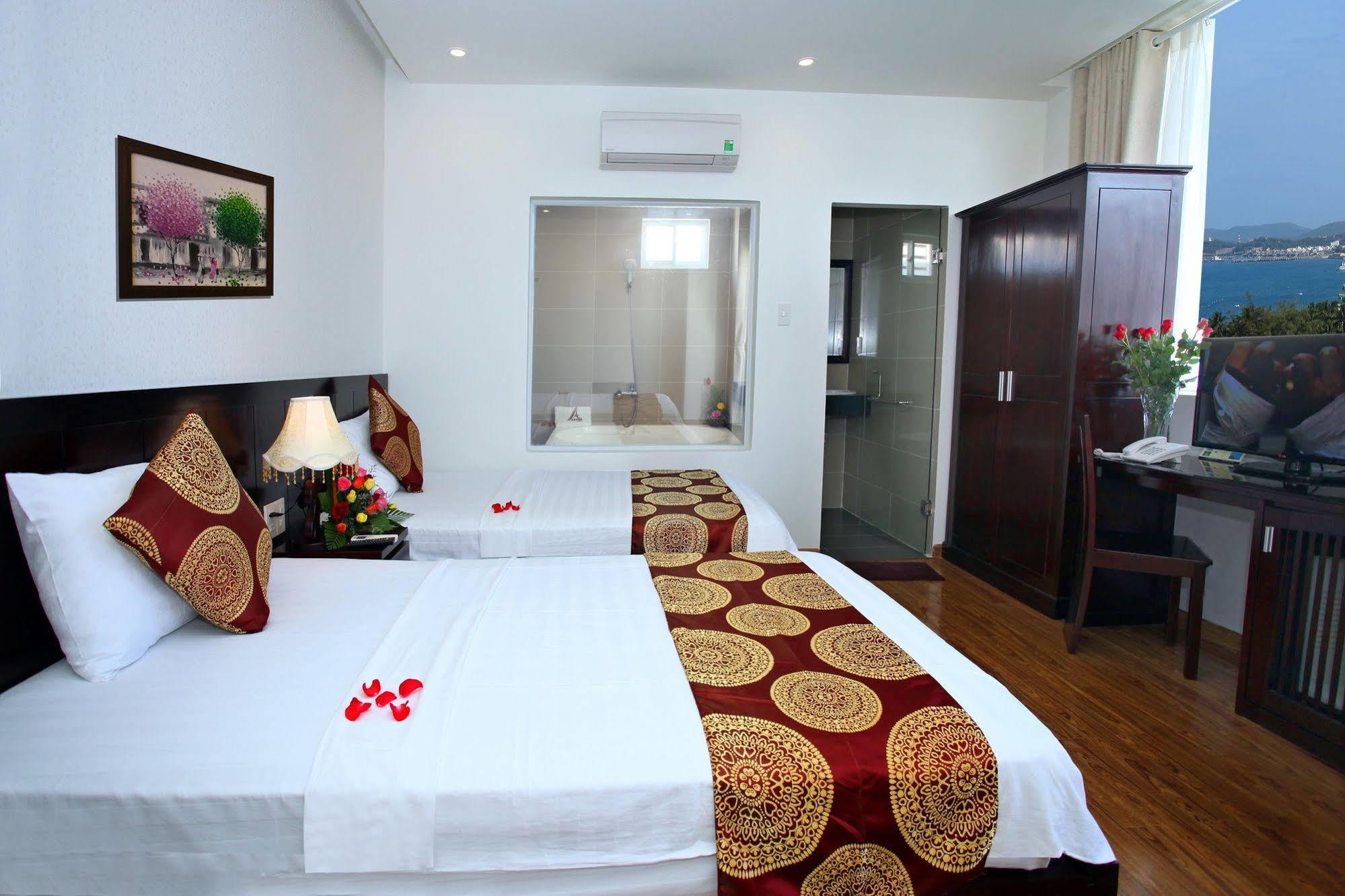 Azura Hotel Nha Trang Exterior photo