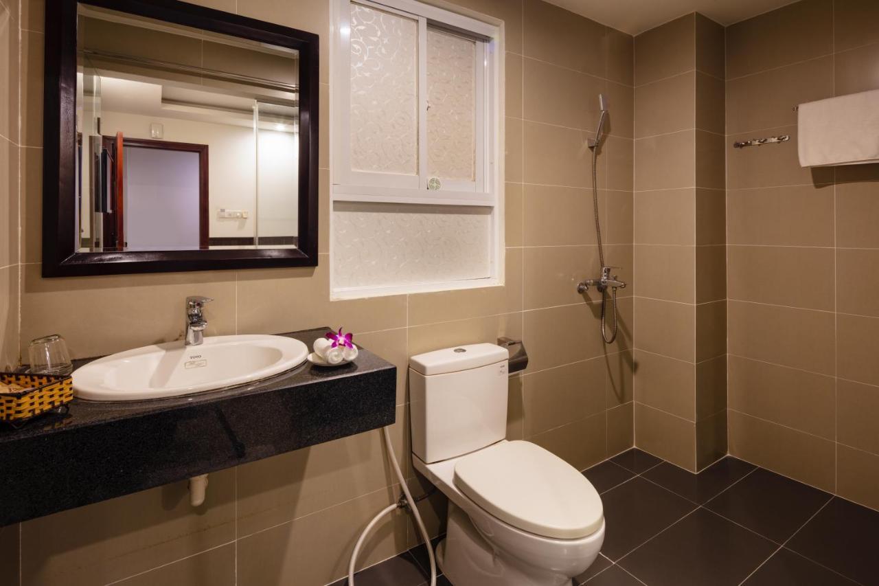 Azura Hotel Nha Trang Exterior photo